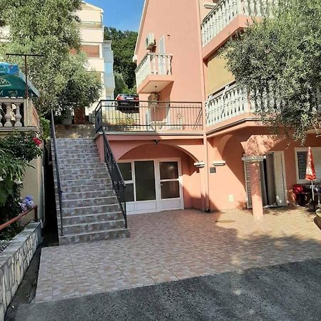 Apartment Pavle Perovic Sveti Stefan Dış mekan fotoğraf